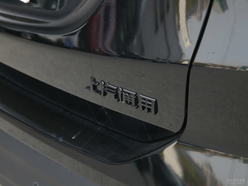 極夜黑探界者車尾外觀圖片