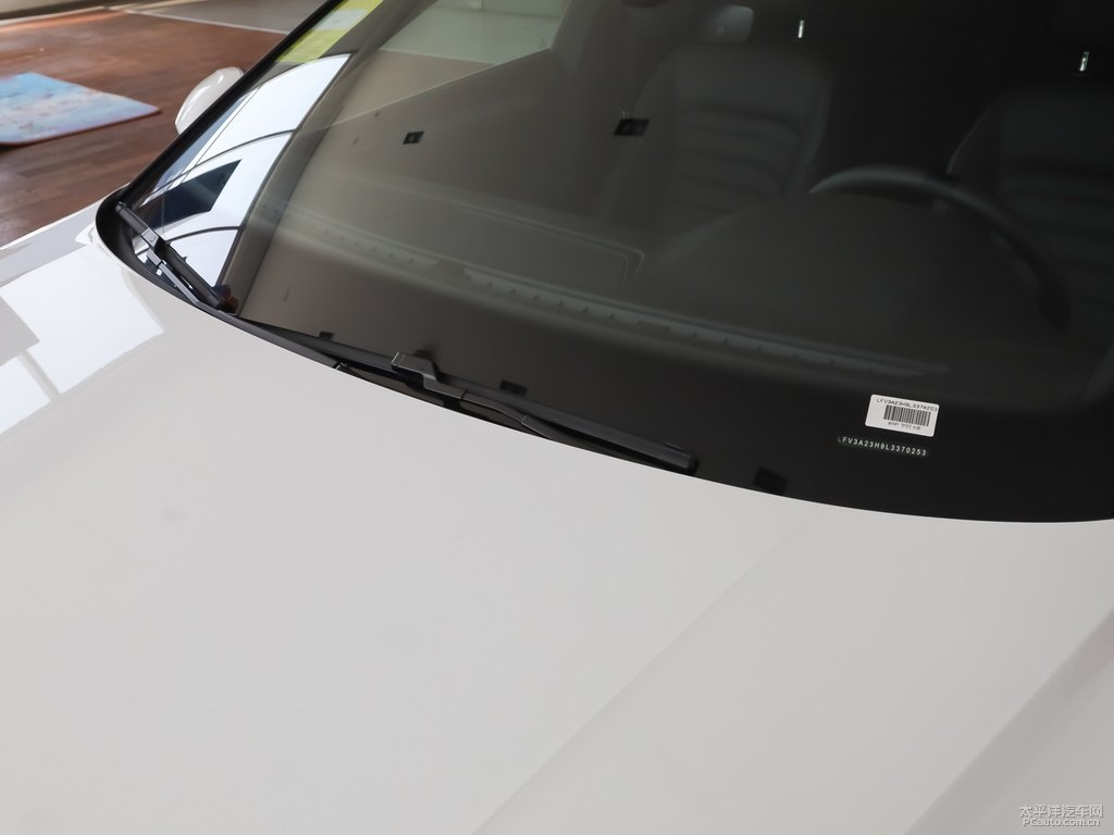 朱鷺白大眾CC車身外觀圖片
