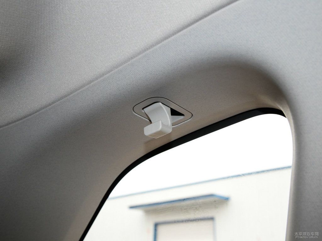 炫晶白長安CS75 PLUS車廂內(nèi)飾圖片