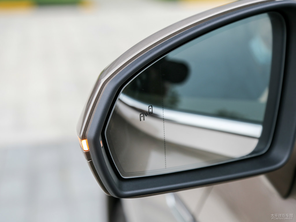 日冕金威然車身外觀圖片