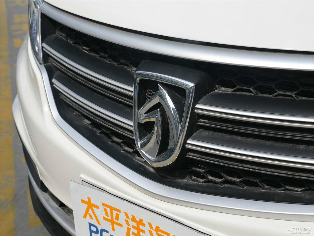 糖果白寶駿730車頭外觀圖片
