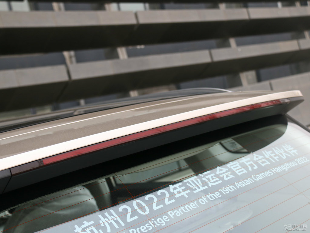 ICON金吉利ICON車尾外觀圖片