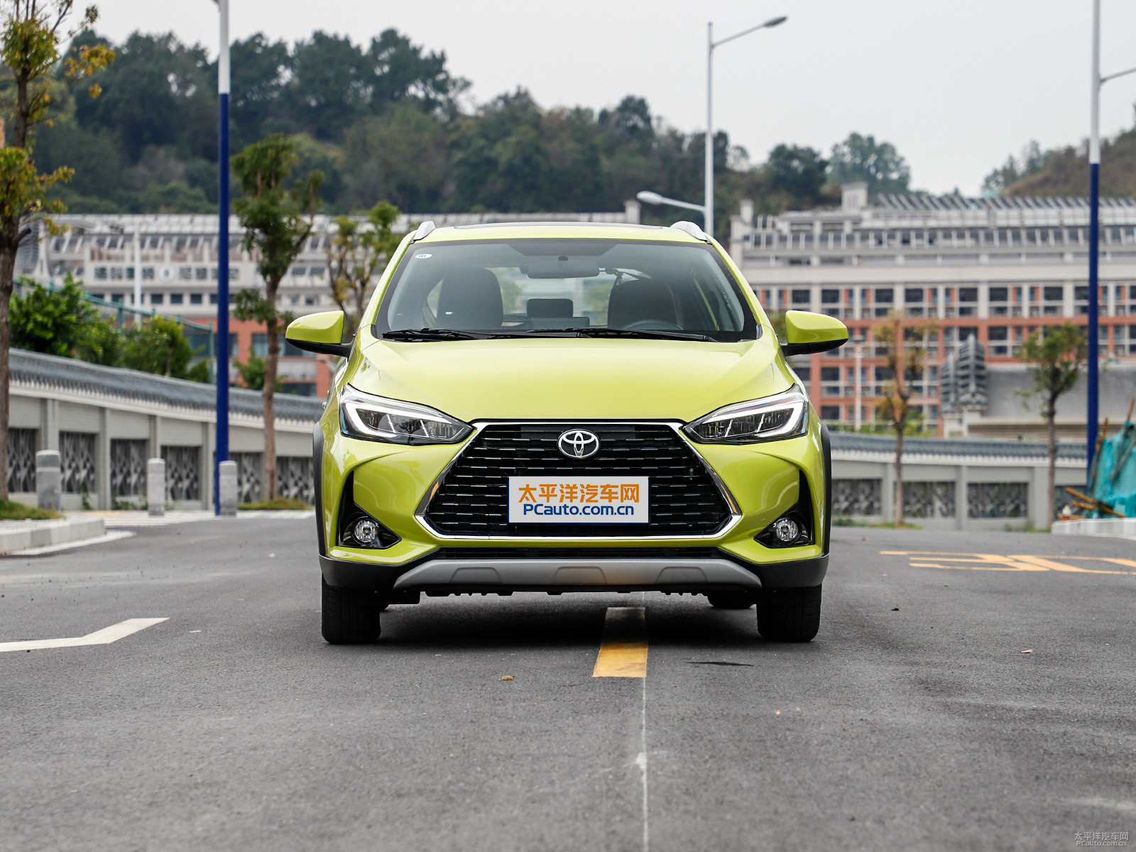 YARiS L 致炫X外觀高清大圖