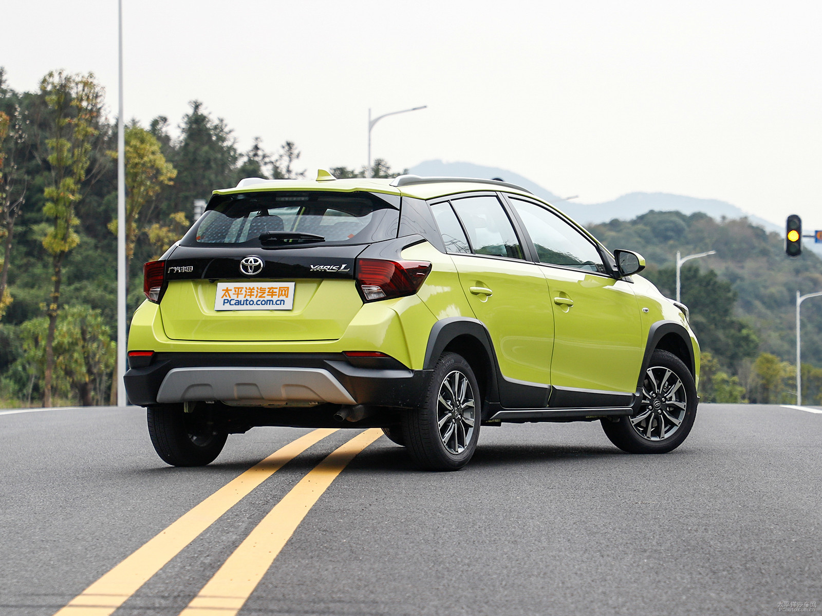 YARiS L 致炫X外觀高清大圖