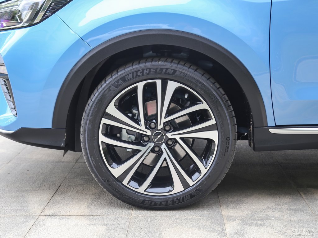 青島藍(lán)榮威RX5車身外觀圖片