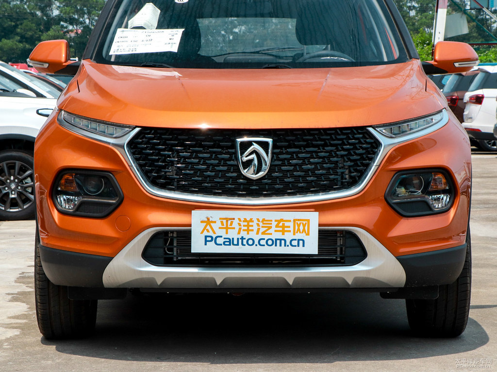 閃晶橙寶駿510車頭外觀圖片