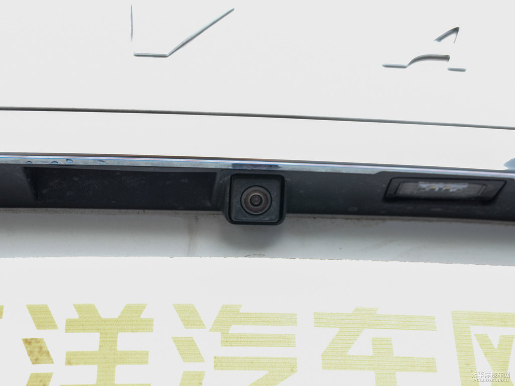 簡約白哈弗M6車尾外觀圖片