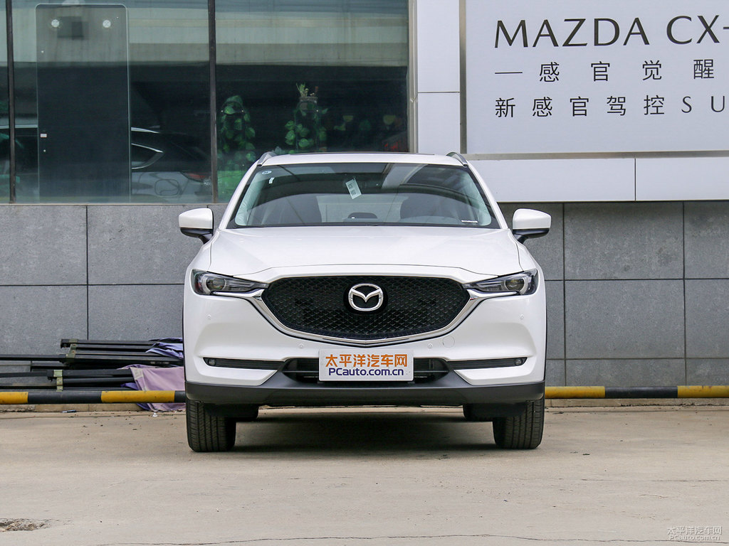 珠光白馬自達(dá)CX-5整車(chē)外觀外觀圖片