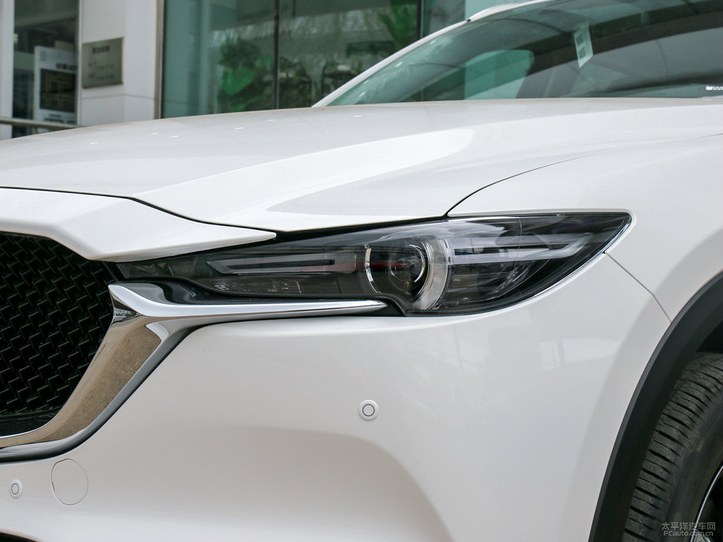 珠光白馬自達(dá)CX-5車頭外觀圖片