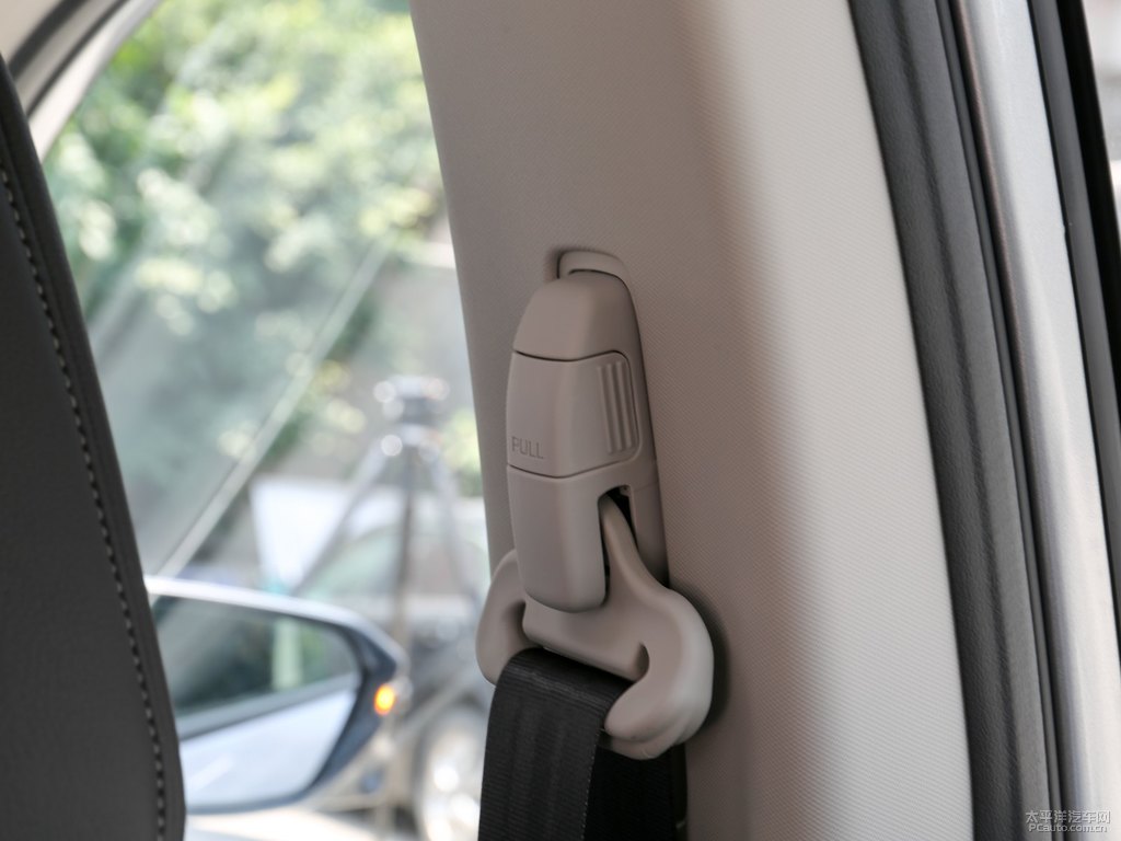 冰河銀凌派車廂內(nèi)飾圖片