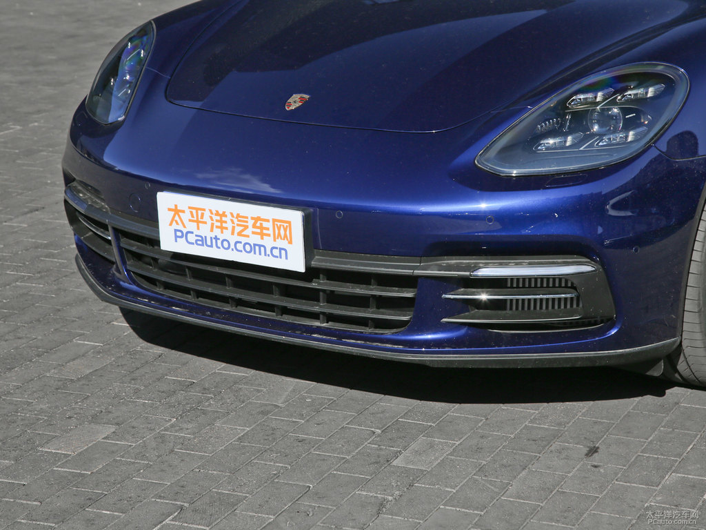 藍(lán)寶石Panamera車頭外觀圖片