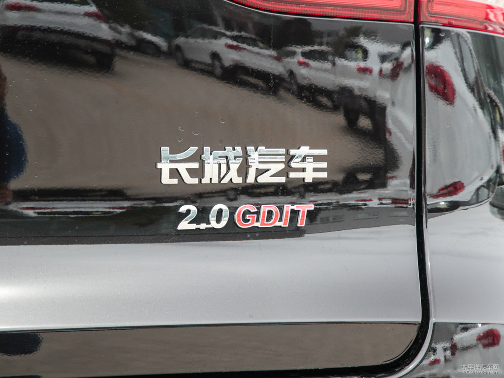 炫晶黑哈弗H6車尾外觀圖片
