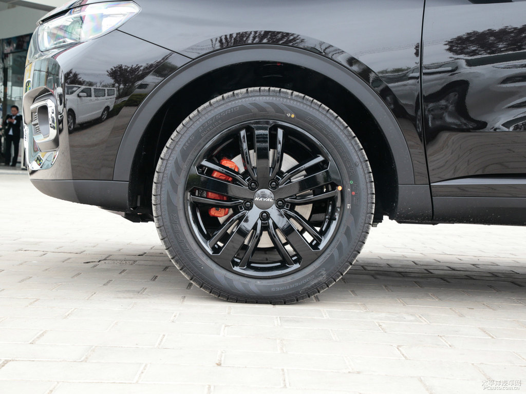 炫晶黑哈弗H6車身外觀圖片