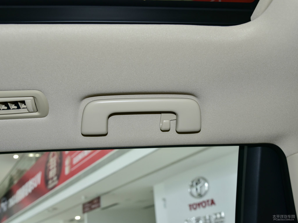 墨晶黑漢蘭達(dá)車廂內(nèi)飾圖片