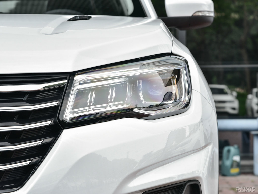 精靈白長(zhǎng)安CS75車頭外觀圖片
