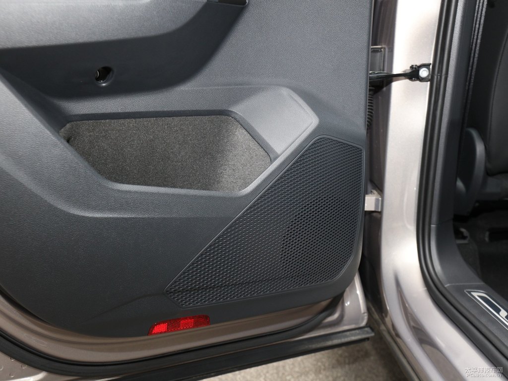 星耀金探岳GTE車廂內(nèi)飾圖片