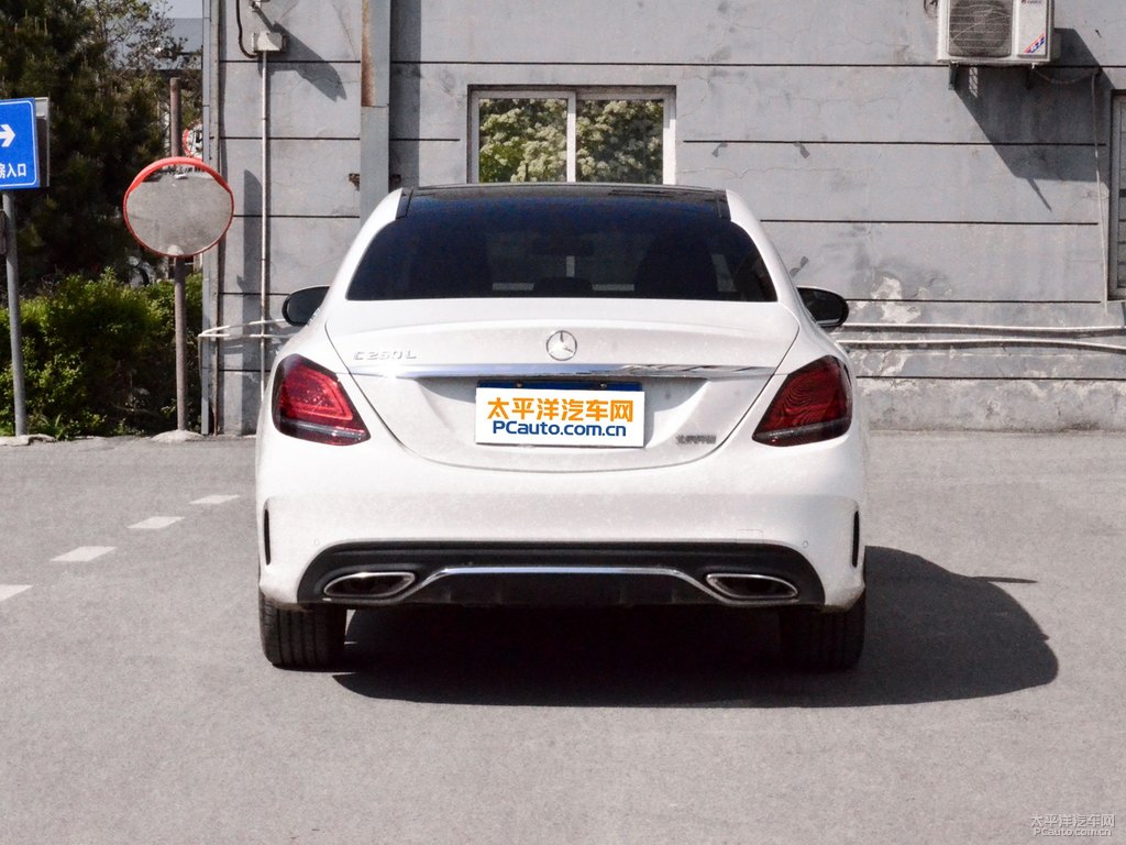 北極白奔馳C級整車外觀外觀圖片
