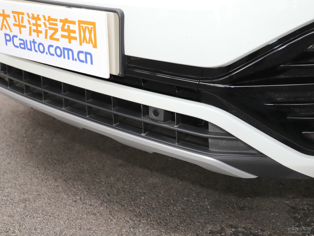極地白探岳GTE車頭外觀圖片