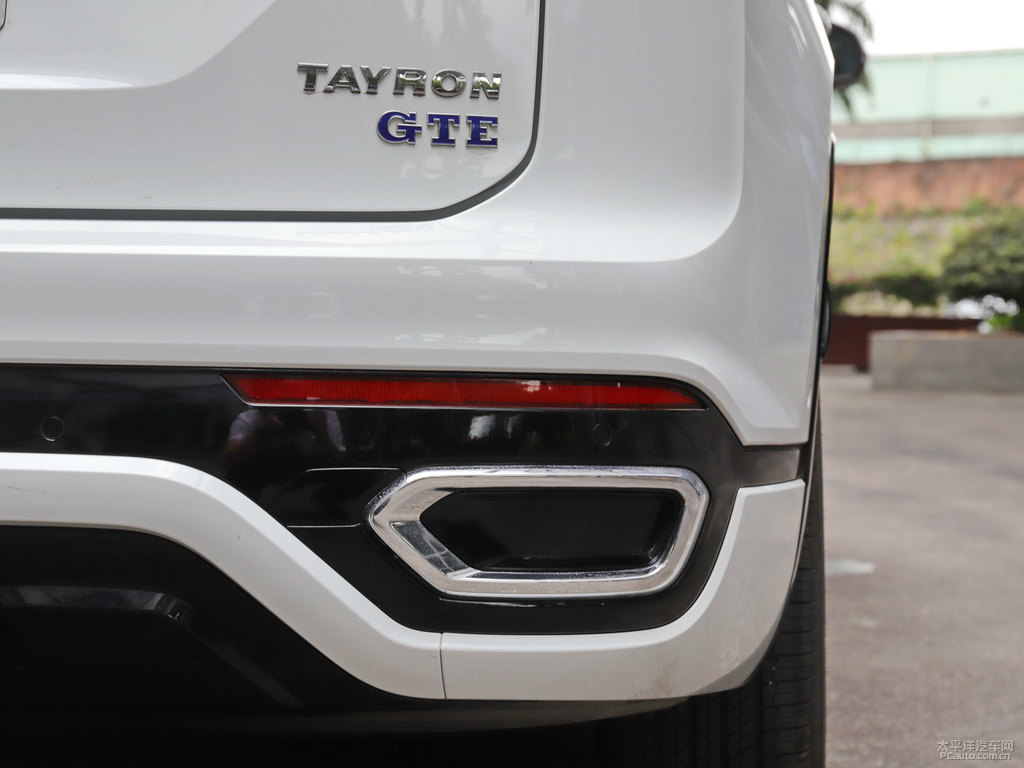 極地白探岳GTE車尾外觀圖片