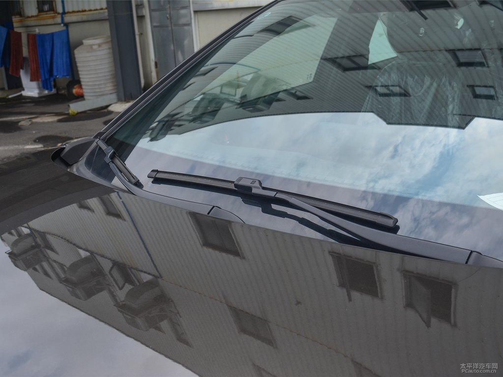 琉璃棕馬自達(dá)CX-4車身外觀圖片