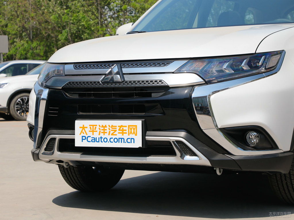 珍珠白歐藍(lán)德車頭外觀圖片