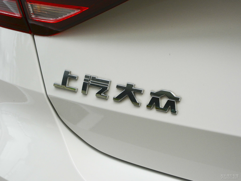 雅致白朗逸車尾外觀圖片