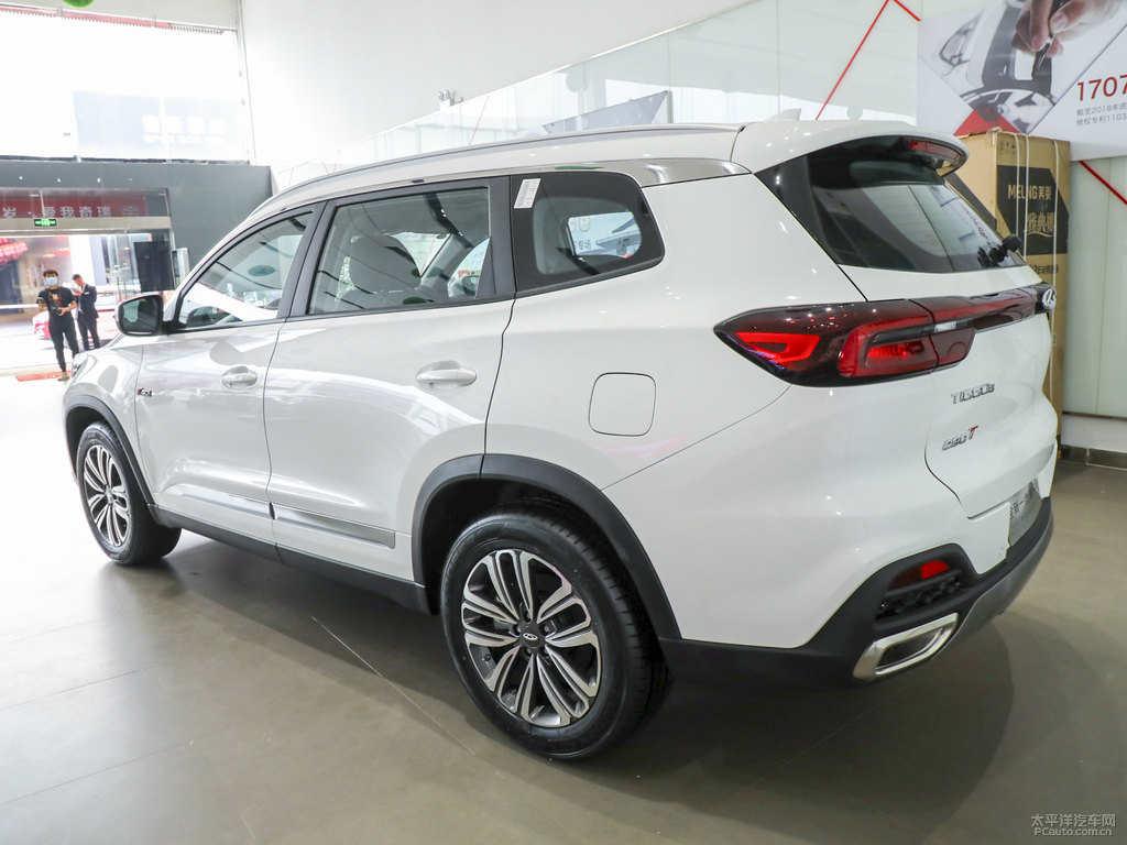 珍珠白瑞虎8整車外觀外觀圖片