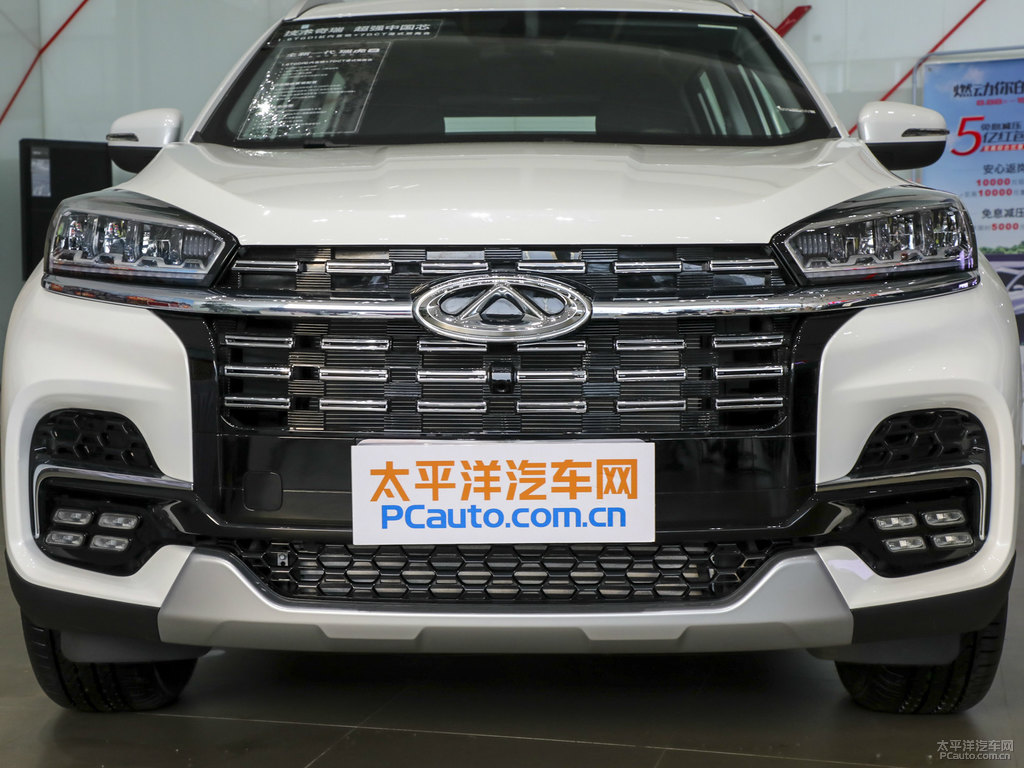 珍珠白瑞虎8車頭外觀圖片
