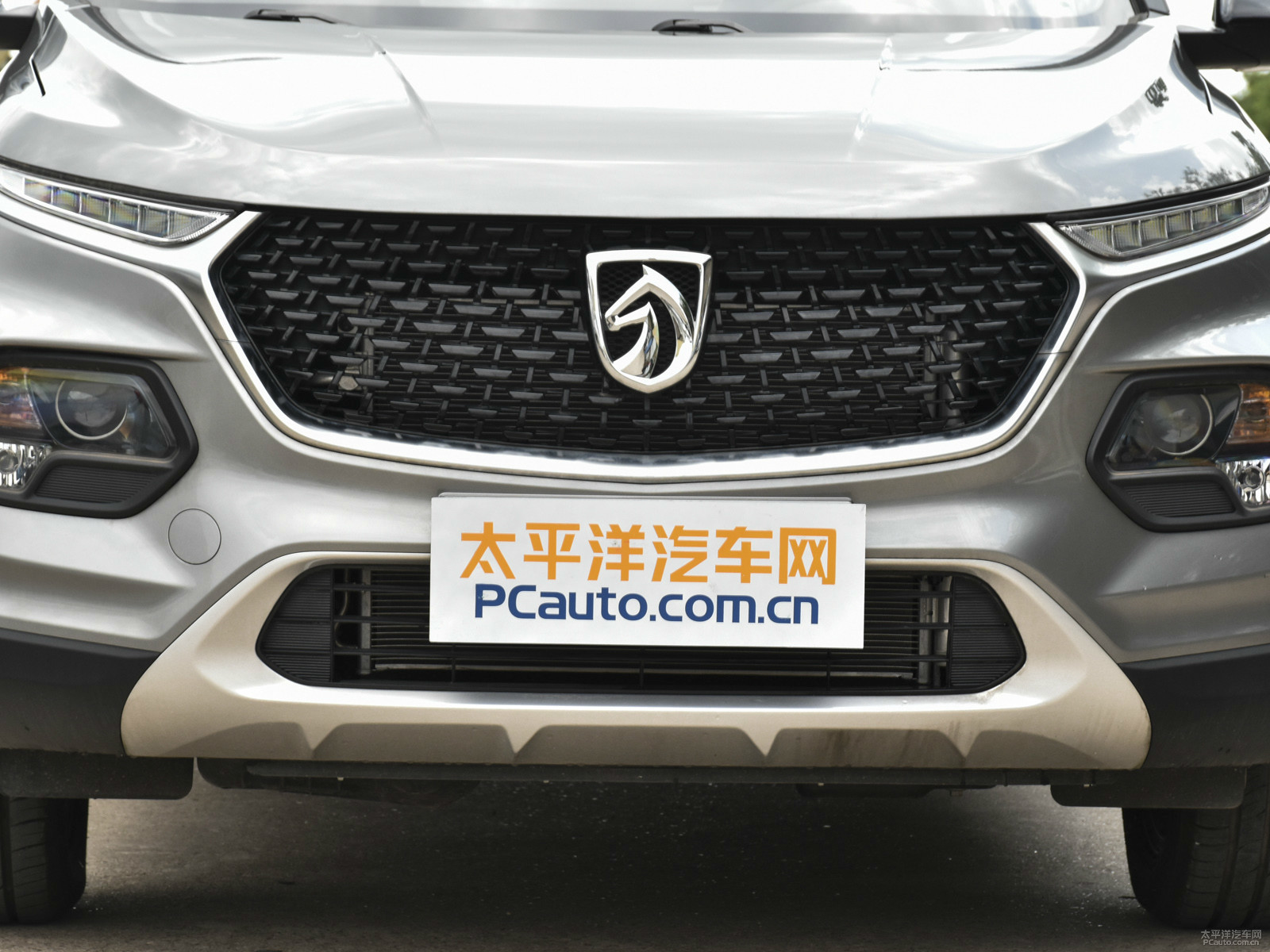 寶駿510外觀高清大圖