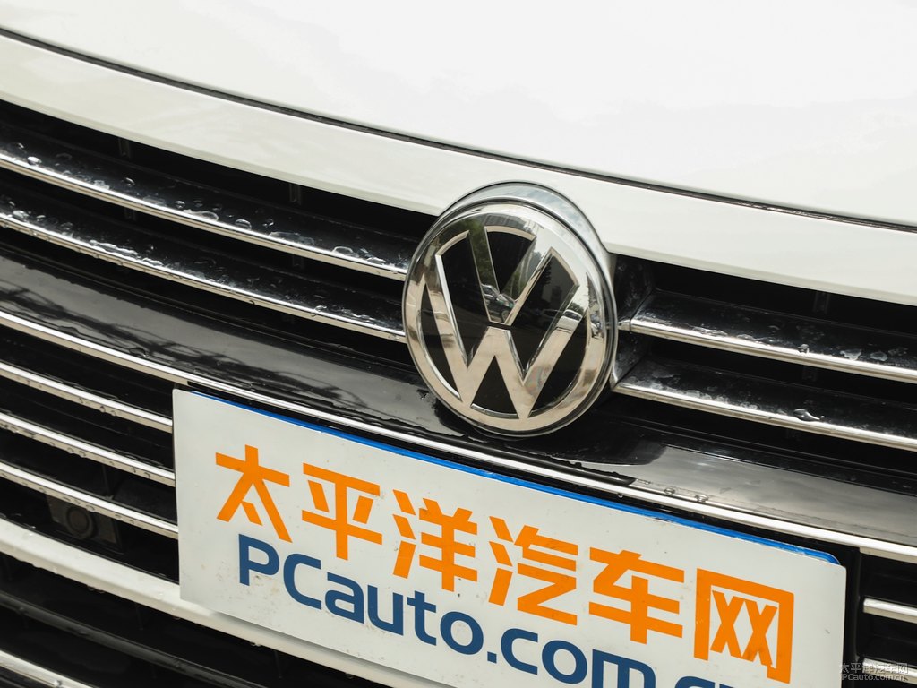 朱鷺白大眾CC車頭外觀圖片