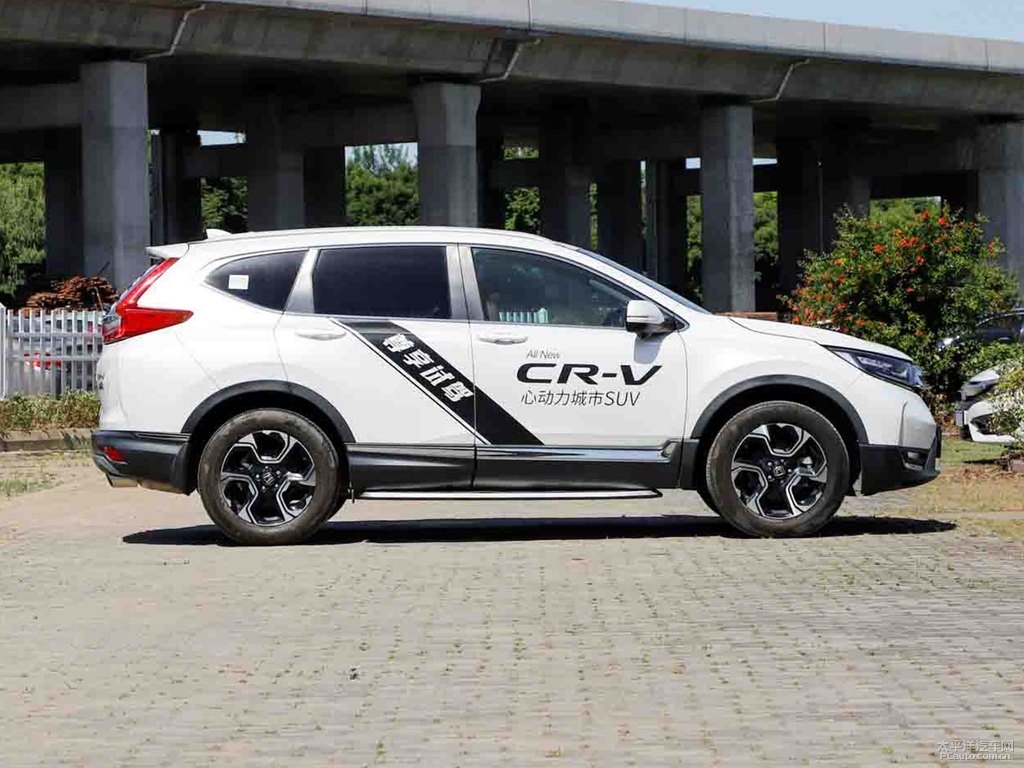 珍珠白本田CR-V整車外觀外觀圖片