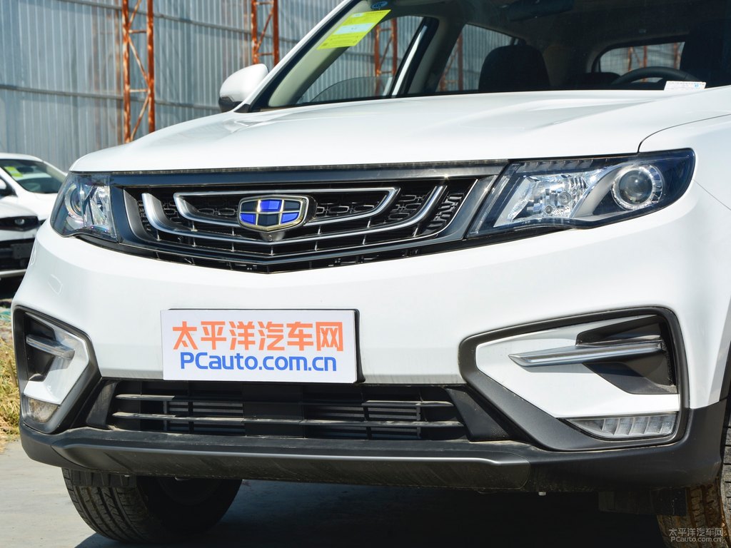 漢玉白博越車頭外觀圖片