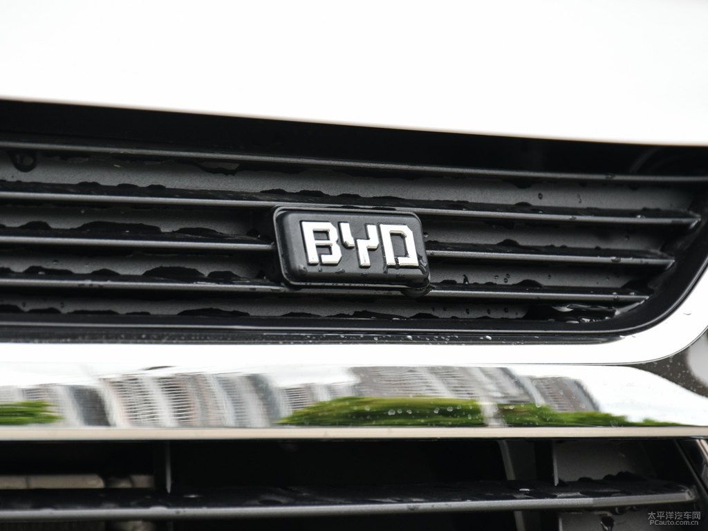 流光白宋車頭外觀圖片