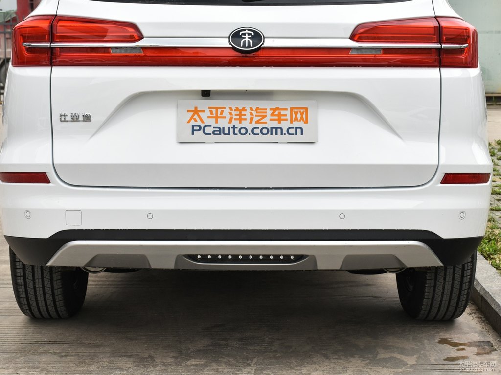 流光白宋車尾外觀圖片