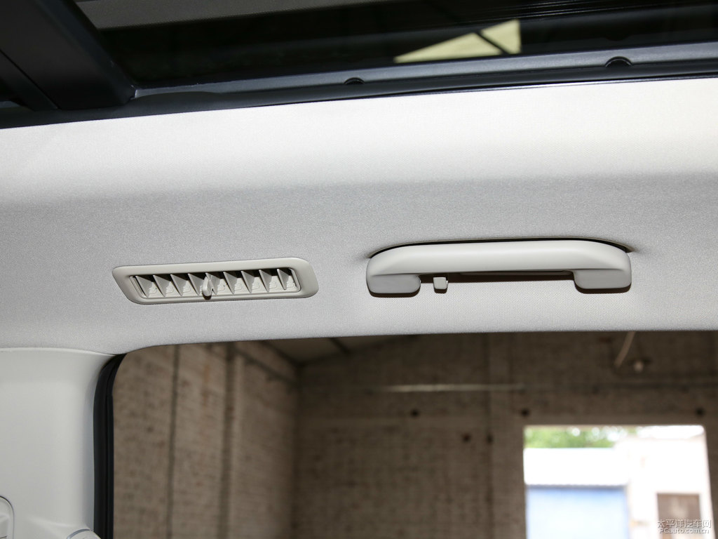 ʯͨMAXUS D90 Pro܇DƬ