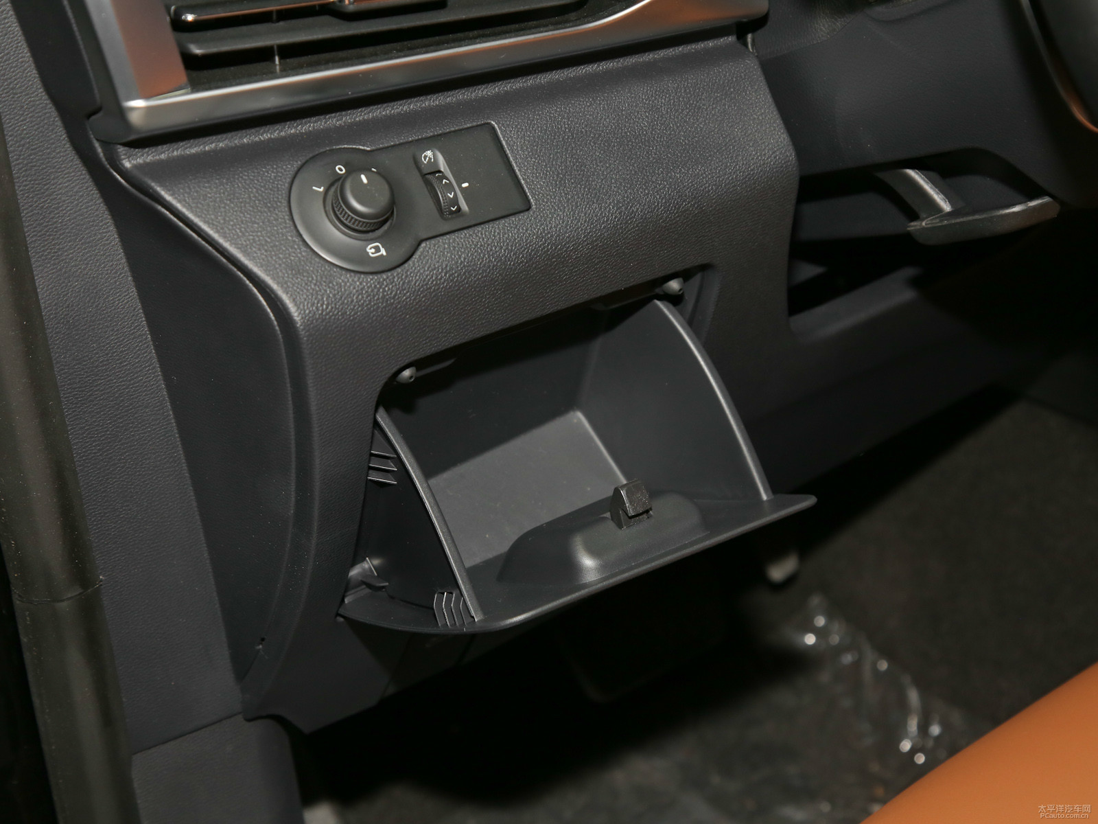 上汽大通MAXUS D90 Pro空間高清大圖