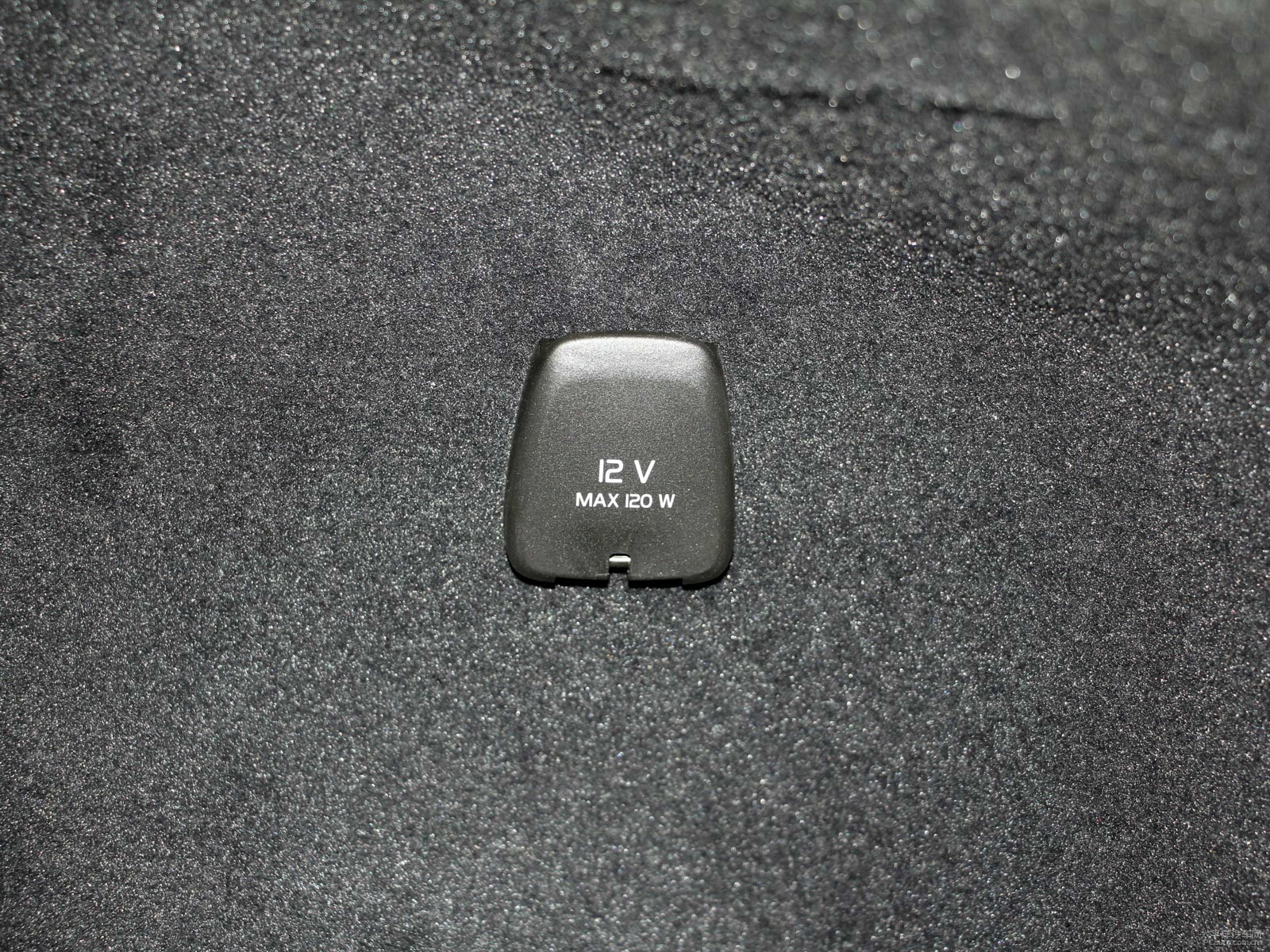 沃爾沃XC90空間高清大圖