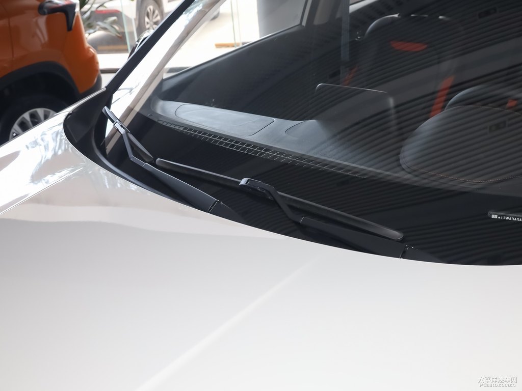 寶駿510車身外觀圖片