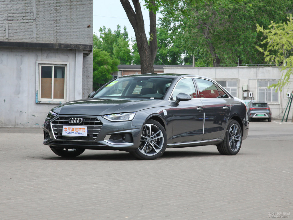 天云灰奧迪A4L整車外觀外觀圖片