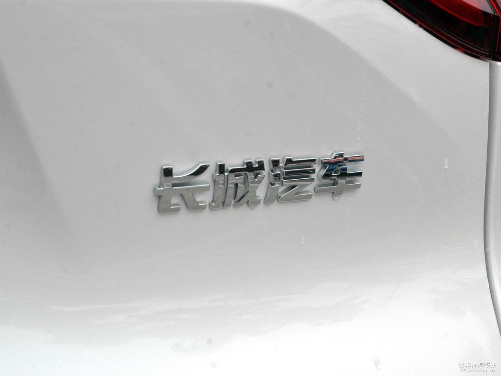 銀河白哈弗F7車尾外觀圖片