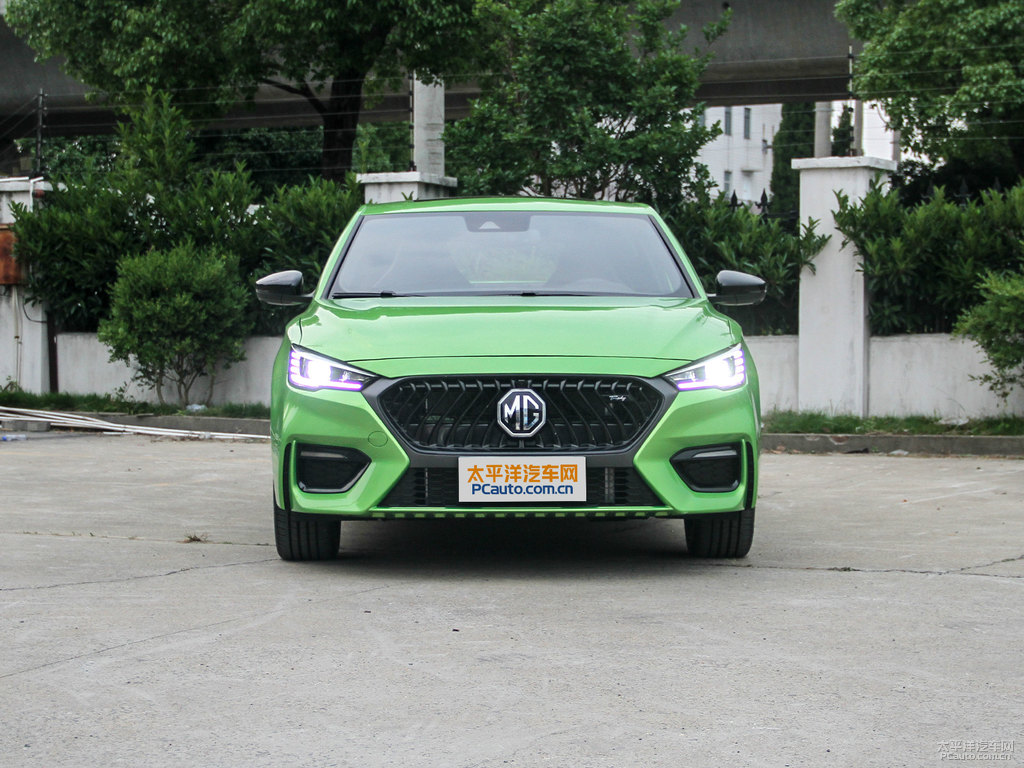 賽道綠MG6整車(chē)外觀外觀圖片