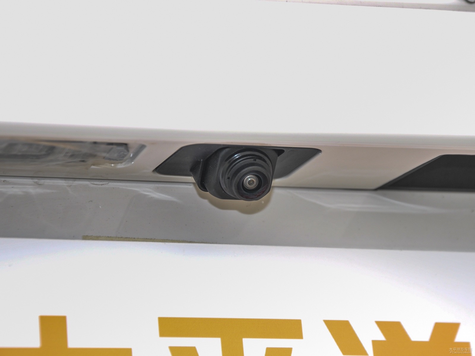 五菱宏光S外觀高清大圖
