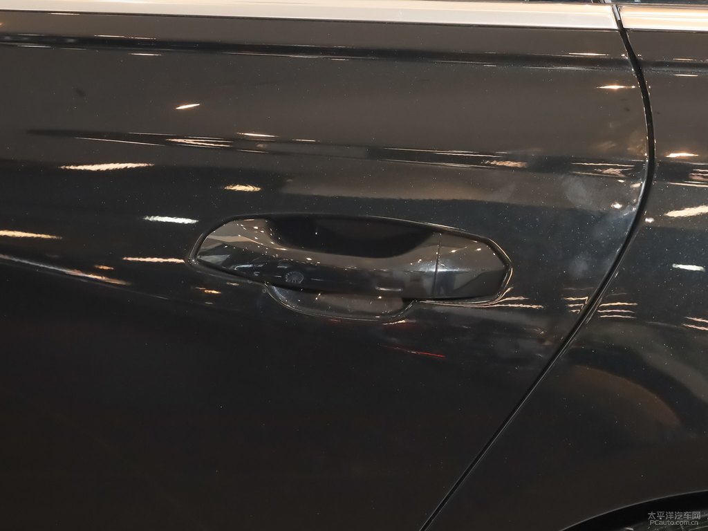 傳奇黑奧迪A6(進(jìn)口)車身外觀圖片