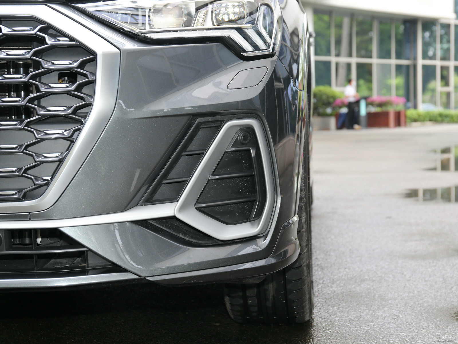 奧迪Q3 Sportback外觀高清大圖