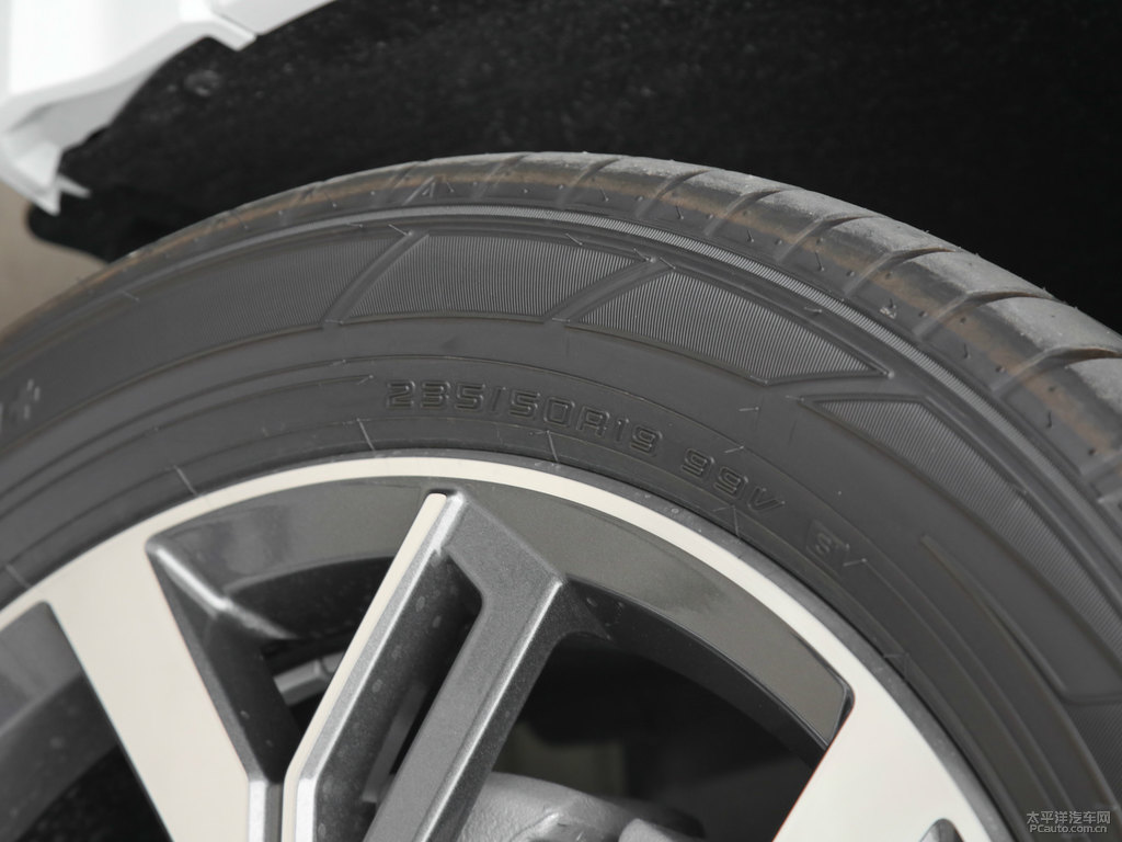 冰川白奧迪Q3 Sportback細節(jié)其它細節(jié)圖片