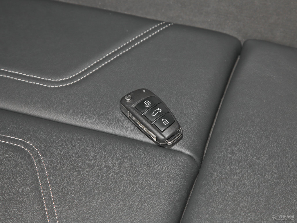 冰川白奧迪Q3 Sportback細(xì)節(jié)其它細(xì)節(jié)圖片