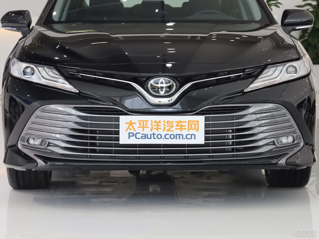 墨晶黑凱美瑞車頭外觀圖片