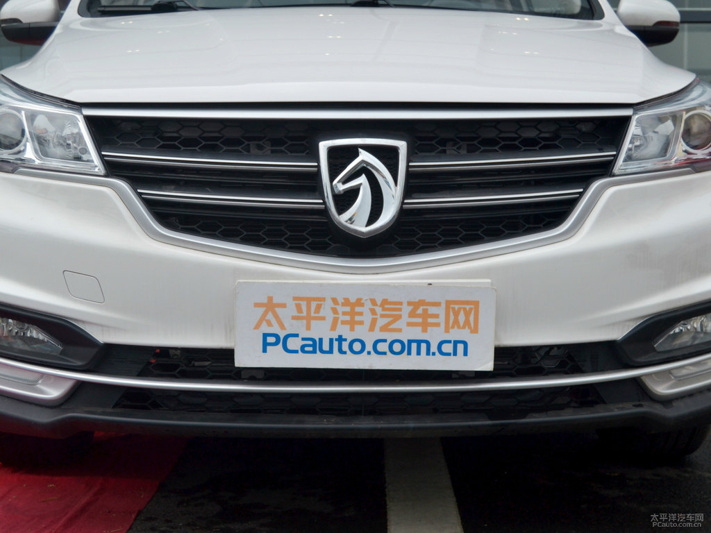 糖果白寶駿730車頭外觀圖片
