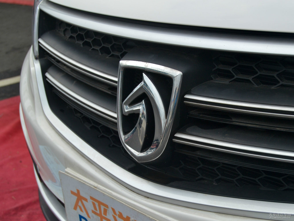 糖果白寶駿730車頭外觀圖片