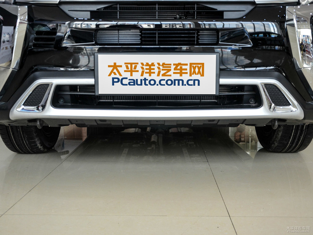 珍珠黑歐藍(lán)德車頭外觀圖片